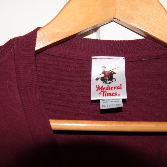 Medieval Times 2XL T-Shirt - Picture 3 of 4